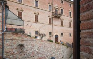 Gorgeous Apartment In Montefortino