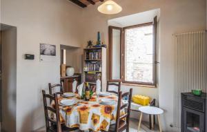 Gorgeous Apartment In Montefortino