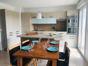 Appartements Plein centre de Beaulieu : photos des chambres