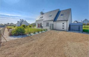 Maisons de vacances Awesome Home In Penmarch With Wifi And 4 Bedrooms : photos des chambres