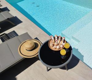 Panoramic Villa with Heated Pool & Whirlpool, WI-FI, Garden - Beach Side - 200mt from the sea