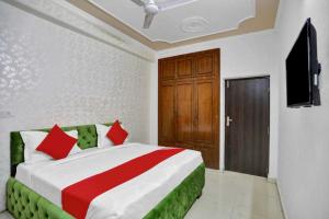 Hotel O Crown