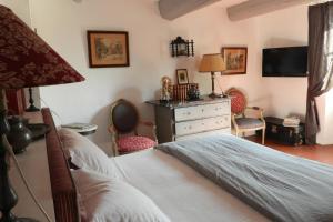 B&B / Chambres d'hotes La Nesquiere Chambres d'Hotes : photos des chambres