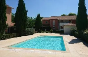 Res au calme et arboree - Oeyreluy