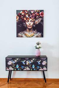 Stylish 3-Suites Apt by the Prague Castle - N2