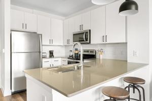 East Austin 1br w gym pool wd nr shops ATX-56