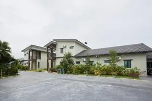 D' Qamar Guesthouse - Kampung Kempadang