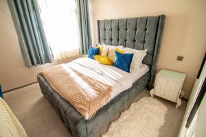 Kilimani View Palace Apartment-Studio