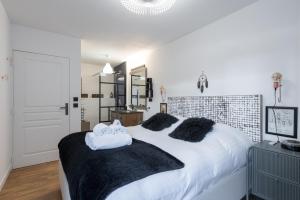 Appartements Le Globe-Trotter - Proche du metro gare de Vaise : photos des chambres