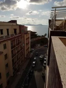 Spiaggia de'Frati Ampio Appartamento vista mare - 皮昂比诺