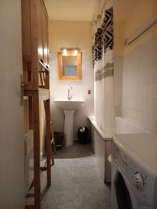 Appartement vue mer et piscine à Guidel - 42m² - Tennis