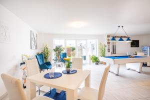 Apartment with Terrace room in Gästehaus Schulz