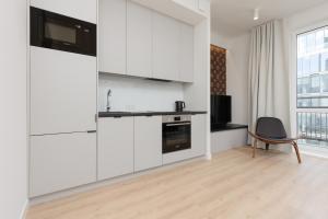 Fashionable City Center Apartment by Noclegi Renters
