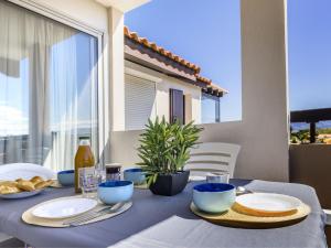 Apartment Les Capitelles-2 by Interhome