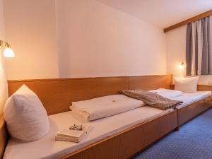 Apartment Apart Romantica-1 by Interhome