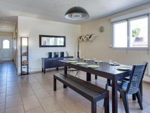 Villas Villa Nael - MVT140 by Interhome : photos des chambres