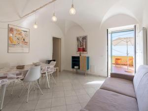 Apartment Menta by Interhome