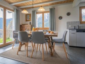 Chalet Phipalo by Interhome