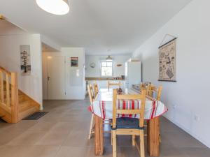 Maisons de vacances Holiday Home Les Fougeres by Interhome : photos des chambres