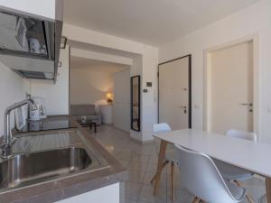 Apartment Rosmarino by Interhome