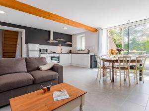 Maisons de vacances Holiday Home Chez Manie et Mablot by Interhome : photos des chambres