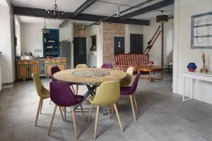 Gîte ICI pour 8 personnes au bord de la rivière - Salettes