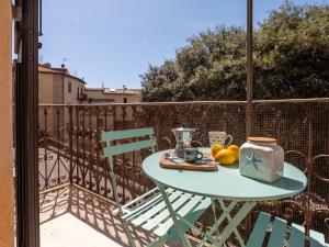 Apartment Trilocale dellArco by Interhome