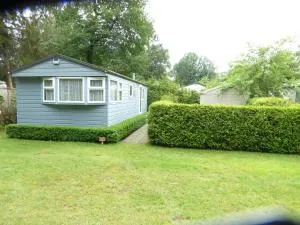 Chalet Adelaar - Noordwolde