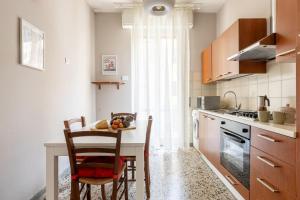 Central Station Apartment Pisa Close to Train & Attractions