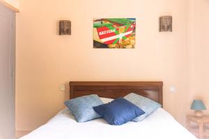 B&B / Chambres d'hotes HIRUETAKO BORDA CHAMBRES D'HOTES - RESTAURANT : photos des chambres