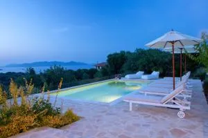 Serene villa Meganisi - Seaview & Exclusive Pool - Spartokhórion