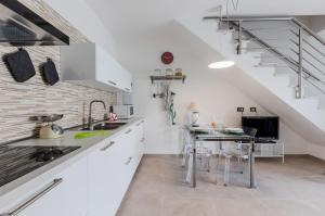 GuestHost - Pula Comfy Apartment w Private Parking img1