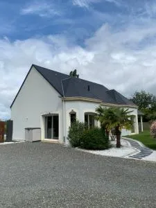 Villa avec piscine aux portes du circuit des 24 heures - Les Loges