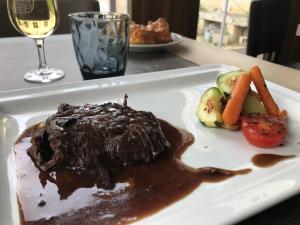 Hotels LOGIS HOTEL - Le Relais Saint Vincent : photos des chambres