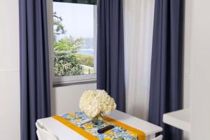 Studio Apartment with Sea View