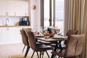 Gold Penthouse Apartment