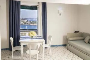 Cala Moresca Apartments - ميسنو