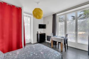 Appartements L’Alpine Room - Terrasse - Parking : photos des chambres