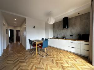 Apartament Marina