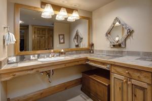 The Lodges at Deer Valley AB