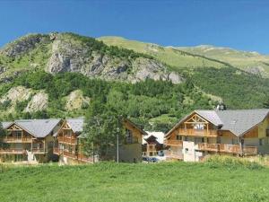 Duplex 3* 8 pers. à Valloire - Sud-Est, Balcons, Garage, Proche Centre et Remontées - FR-1-263-484