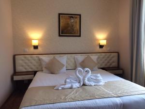 Double or Twin Room with Mountain View room in Family Hotel Saint George