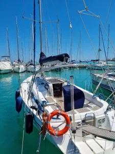 boat and breakfast - Macchie