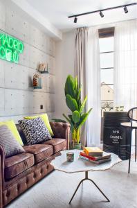 Cozy Bright - 1Bedroom 1 Bathroom - La Latina - Hotel 4 stelle a Madrid