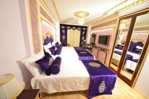 Deluxe Triple Room room in Golden Marmara Hotel