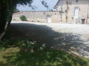 Maisons de vacances Maison charentaise a la campagne : photos des chambres