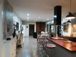 Havre de paix entre mer et montagne à Céret pour 4 à 5 pers - Oms