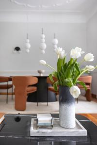 Acropolis Villa 3BR 9ppl 10 minutes Metro&Museum