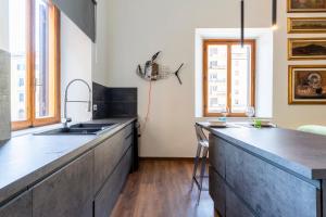 Piccola Venezia Canal View Charming Flat