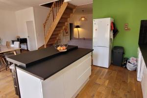 Appartements Duplex 4 pers, plein centre de Montignac-Lascaux : photos des chambres